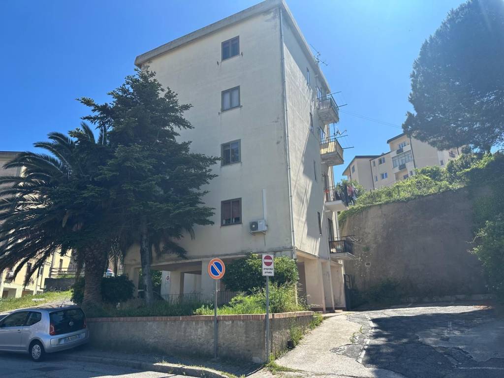 casa indipendente in vendita a Catanzaro in zona Pontepiccolo