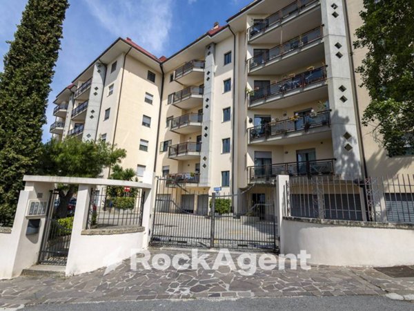 appartamento in vendita a Catanzaro in zona Gagliano