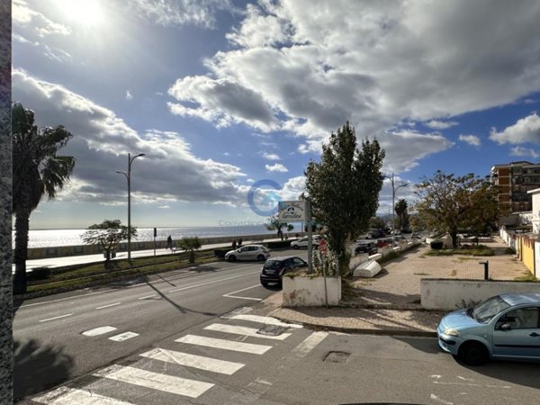appartamento in vendita a Catanzaro in zona Catanzaro Lido