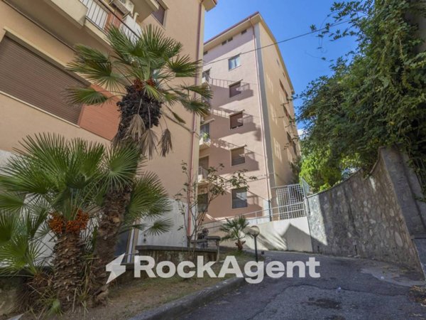 appartamento in vendita a Catanzaro in zona Centro Città