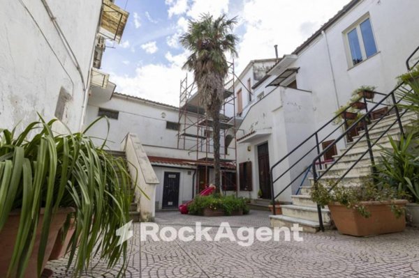 appartamento in vendita a Catanzaro in zona Centro Città