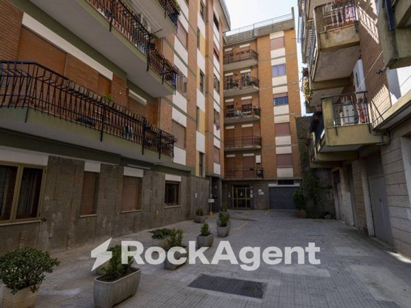 appartamento in vendita a Catanzaro in zona Centro Città