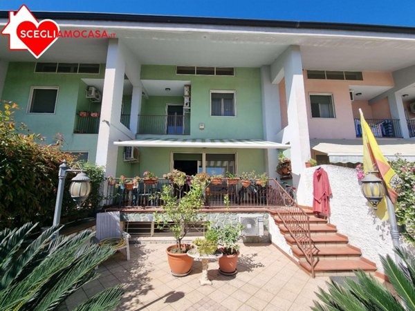 casa indipendente in vendita a Catanzaro in zona Catanzaro Lido