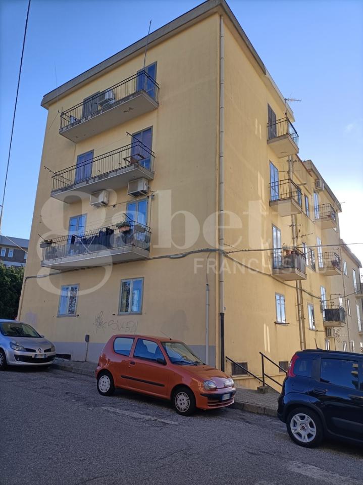 appartamento in vendita a Catanzaro in zona Centro Città