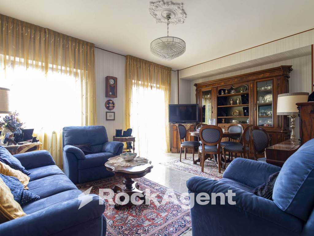 appartamento in vendita a Catanzaro in zona Centro Città