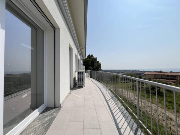 appartamento in vendita a Catanzaro in zona Catanzaro Lido