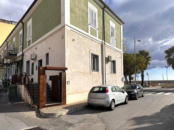 appartamento in vendita a Catanzaro in zona Catanzaro Lido