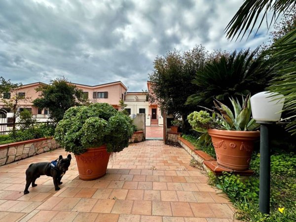 casa indipendente in vendita a Catanzaro in zona Catanzaro Lido