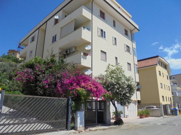 appartamento in vendita a Catanzaro in zona Catanzaro Lido