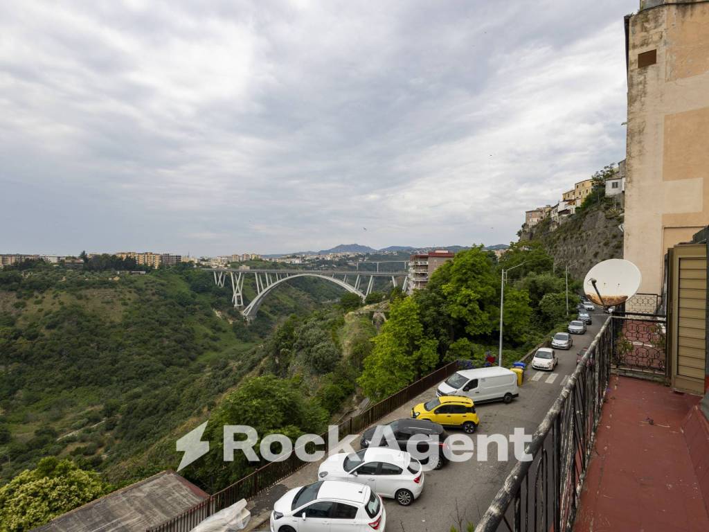 appartamento in vendita a Catanzaro in zona Sant'Elia