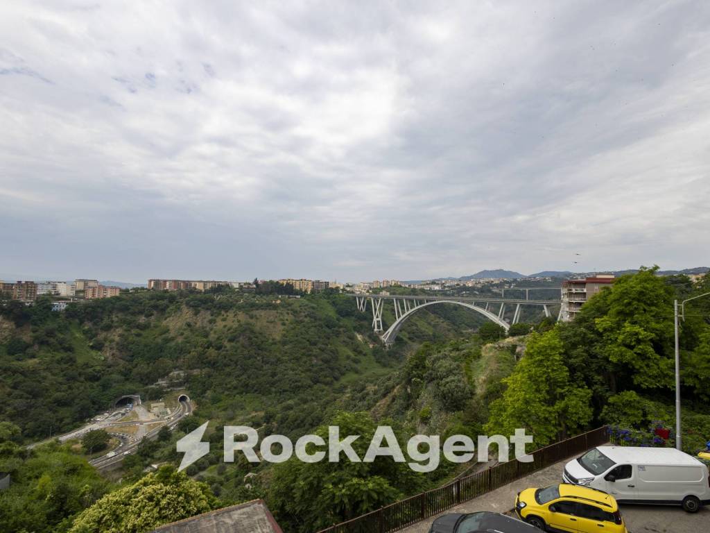 appartamento in vendita a Catanzaro in zona Sant'Elia