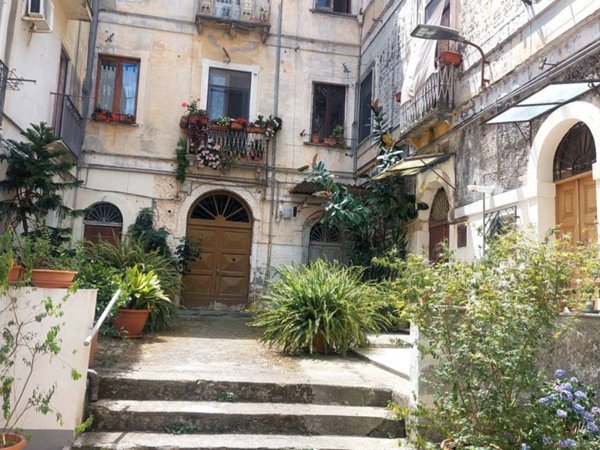 appartamento in vendita a Catanzaro in zona Pontepiccolo