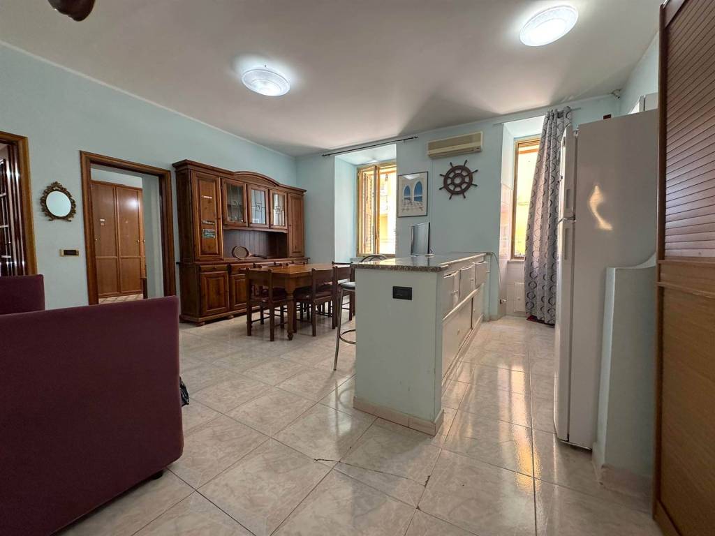 appartamento in vendita a Catanzaro in zona Catanzaro Lido