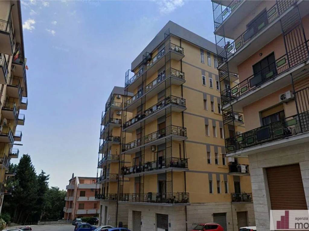 appartamento in vendita a Catanzaro in zona Pontepiccolo
