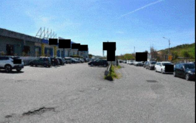 negozio in vendita a Catanzaro in zona Santa Maria