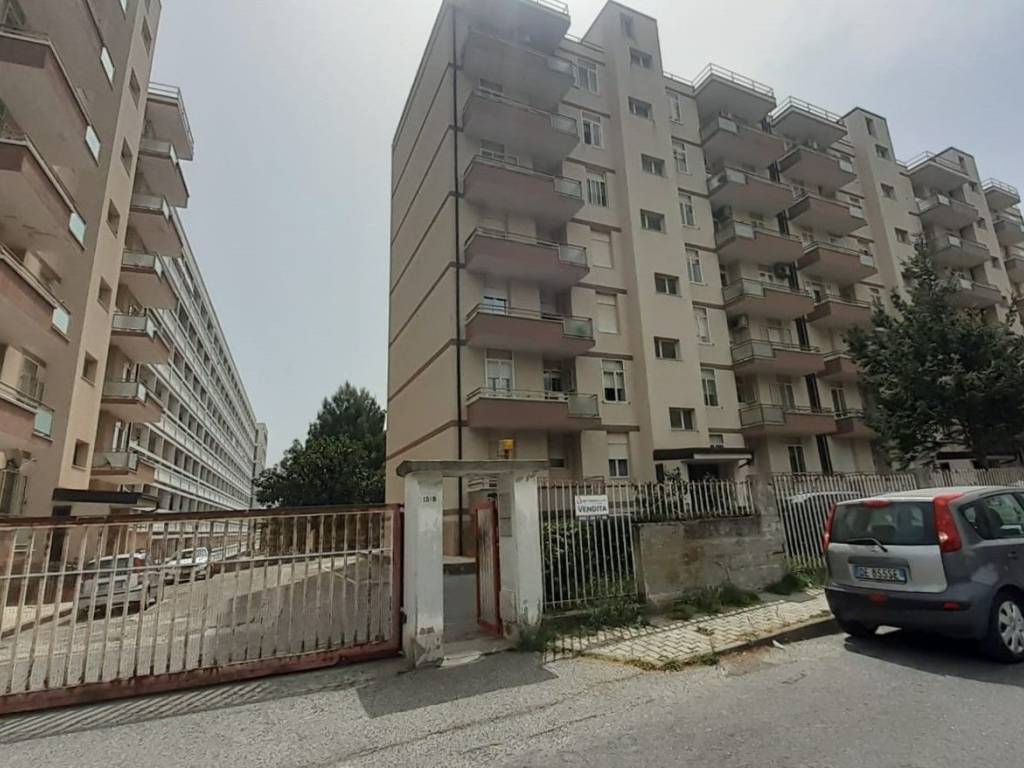 appartamento in vendita a Catanzaro in zona Catanzaro Lido