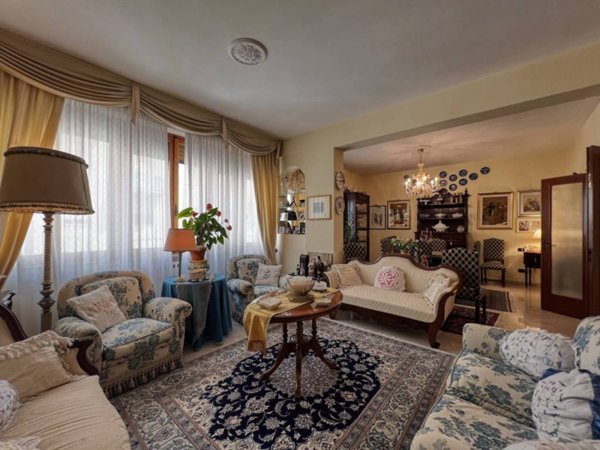 appartamento in vendita a Catanzaro in zona Centro Città