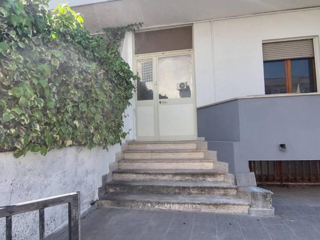 casa indipendente in vendita a Catanzaro in zona Centro Città