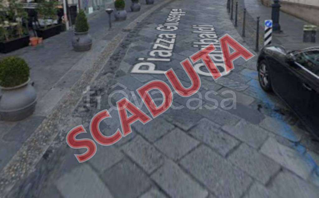 negozio in vendita a Catanzaro in zona Centro Città