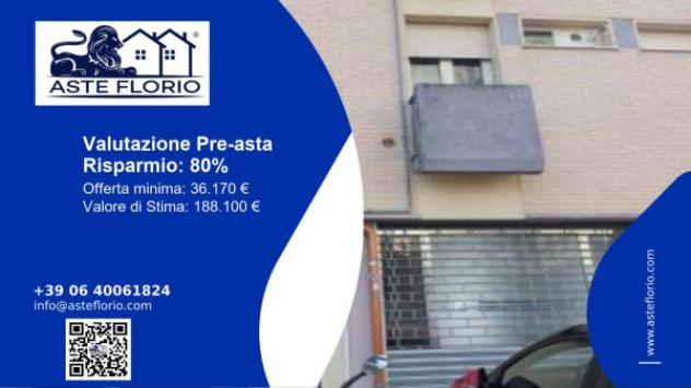 negozio in vendita a Catanzaro in zona Centro Città