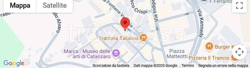 negozio in vendita a Catanzaro in zona Centro Città