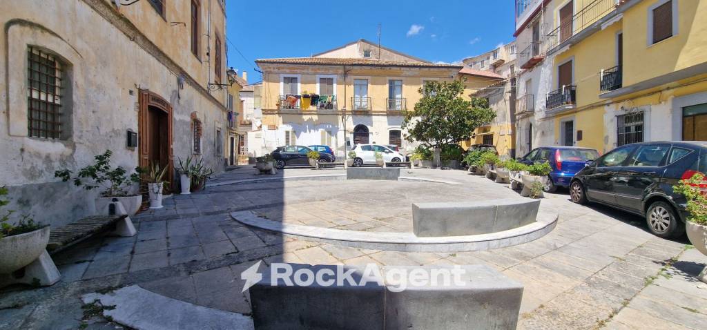 appartamento in vendita a Catanzaro in zona Centro Città