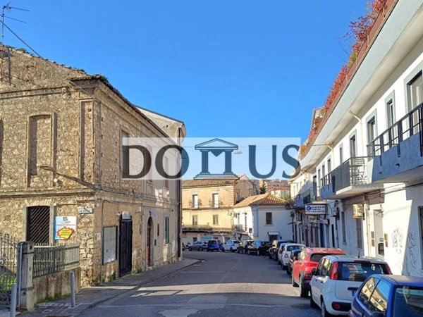 appartamento in vendita a Catanzaro in zona Pontepiccolo