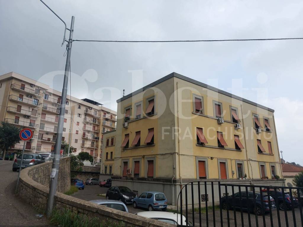 appartamento in vendita a Catanzaro in zona Santa Maria