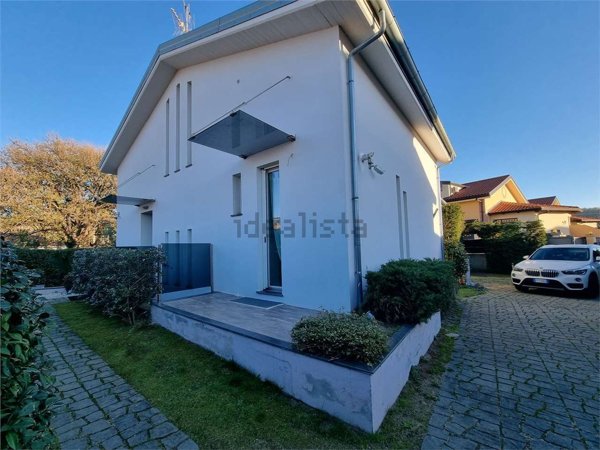 casa indipendente in vendita a Catanzaro in zona Siano