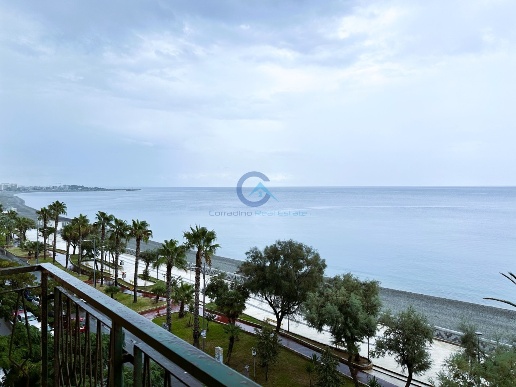 appartamento in vendita a Catanzaro in zona Catanzaro Lido