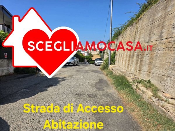 casa indipendente in vendita a Catanzaro in zona Catanzaro Lido