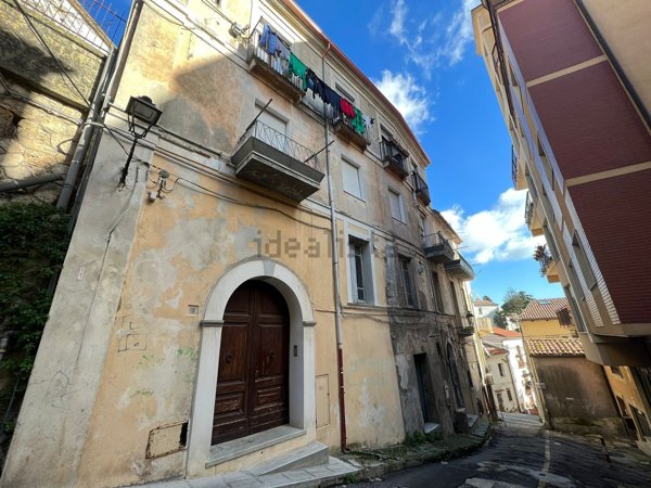 appartamento in vendita a Catanzaro in zona Centro Città