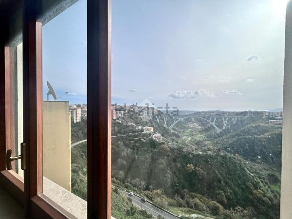 appartamento in vendita a Catanzaro in zona Centro Città