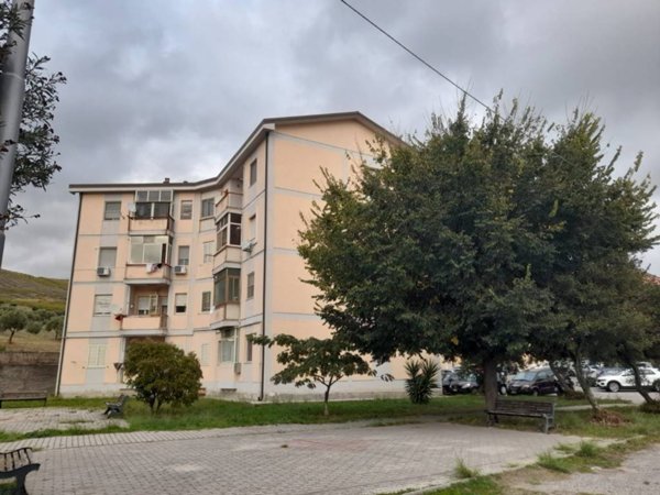 appartamento in vendita a Catanzaro in zona Santa Maria