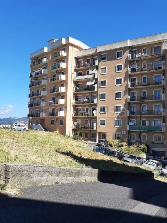 appartamento in vendita a Catanzaro in zona Mater Domini