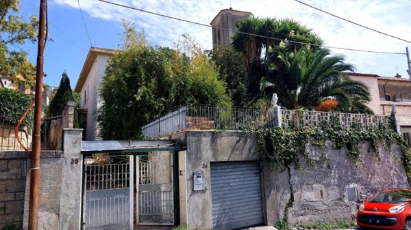 casa indipendente in vendita a Catanzaro in zona Gagliano