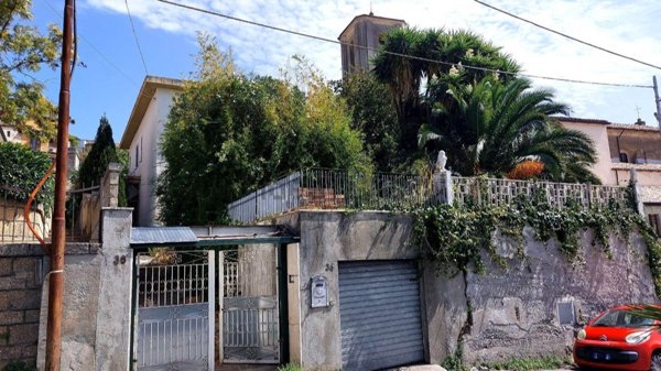 casa indipendente in vendita a Catanzaro in zona Gagliano