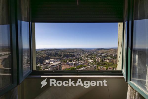 appartamento in vendita a Catanzaro in zona Centro Città