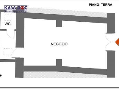 negozio in vendita a Catanzaro in zona Catanzaro Lido