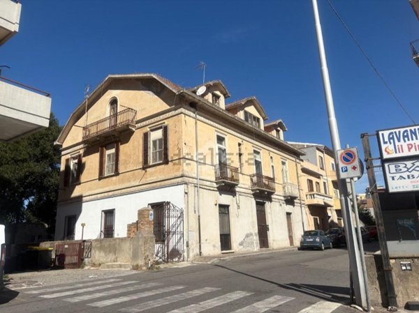 appartamento in vendita a Catanzaro in zona Pontegrande