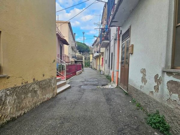 appartamento in vendita a Catanzaro in zona Sant'Elia