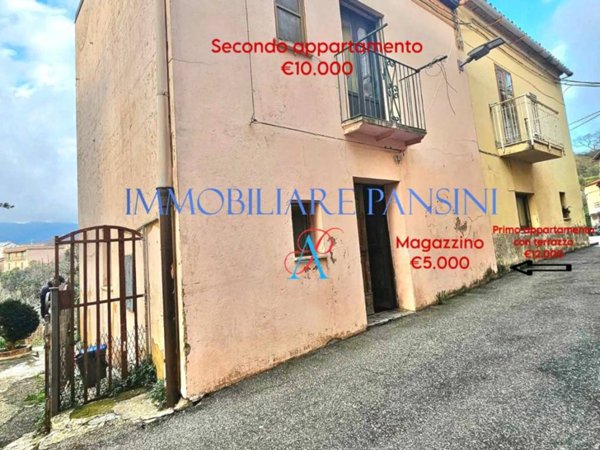 appartamento in vendita a Catanzaro in zona Pontegrande
