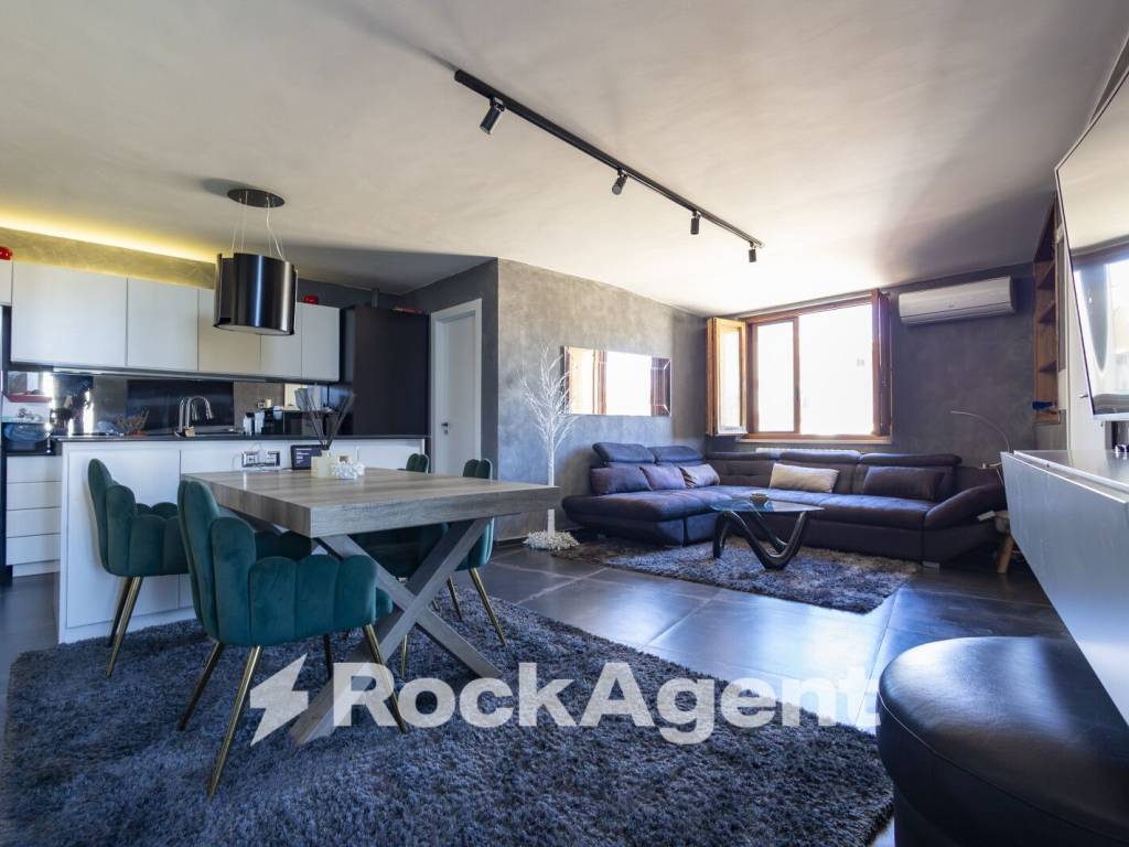 appartamento in vendita a Catanzaro in zona Centro Città