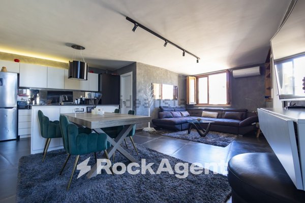 appartamento in vendita a Catanzaro in zona Centro Città