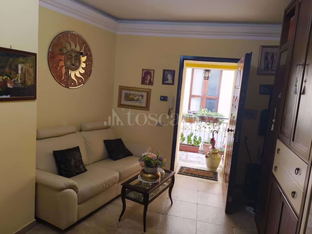 casa indipendente in vendita a Catanzaro in zona Centro Città