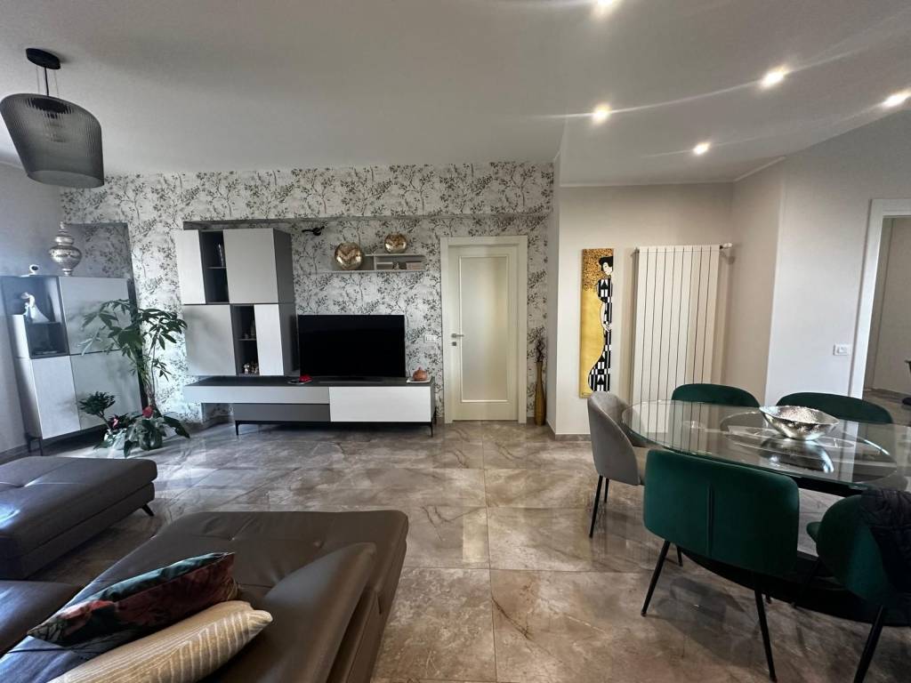 appartamento in vendita a Catanzaro in zona Centro Città
