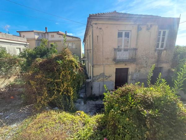 casa indipendente in vendita a Catanzaro in zona Gagliano