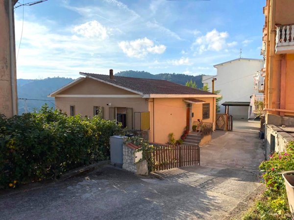 appartamento in vendita a Catanzaro in zona Sant'Elia