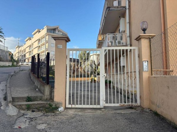 appartamento in vendita a Catanzaro in zona Catanzaro Lido