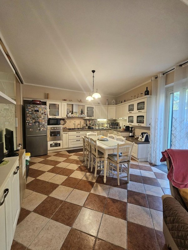 esavano in vendita a Catanzaro in zona Pontepiccolo